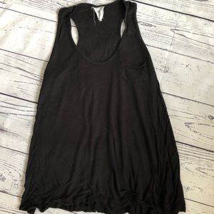 THREADS l Medium black racerback tank